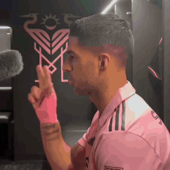 Luis Suarez Ready To Play A Game GIF