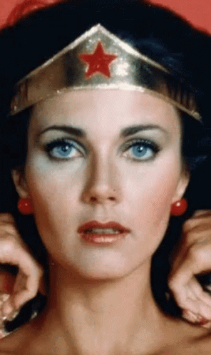 Lynda Carter 296 X 498 Gif GIF