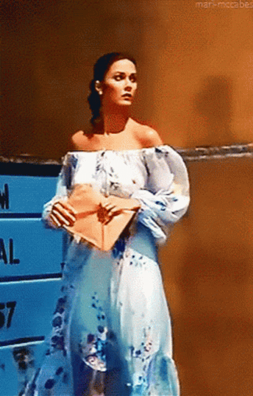 Lynda Carter GIF