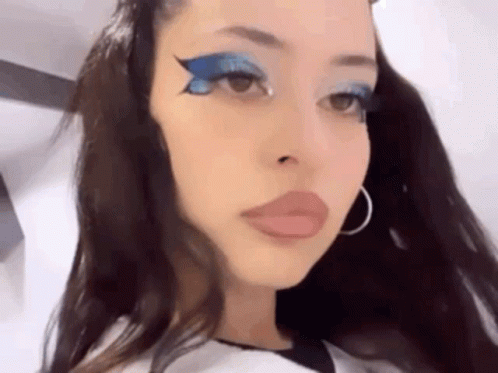 Sassy Maddy Perez Calm Visage GIF