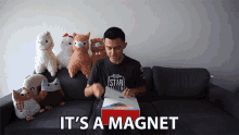 Magnet Shocked Surprised Unboxing Meme GIF