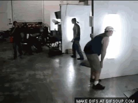 Make Gifs At Gifsoup.com Is Displayed On The Bottom Of The Screen GIF