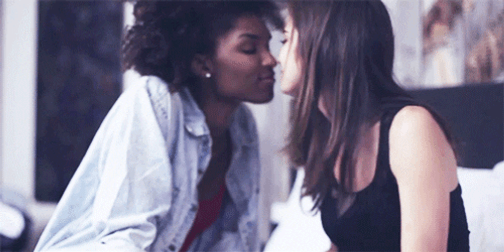 Make Love GIFs GIFDB Make Love GIFs GIFDB