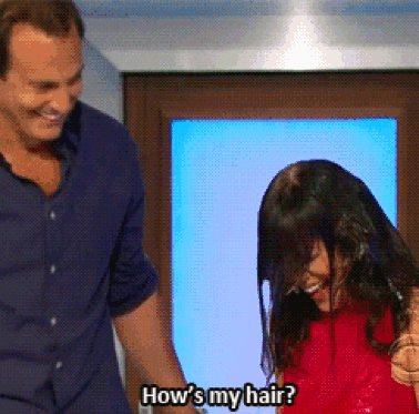 Man Asking Woman How 's Her Hair