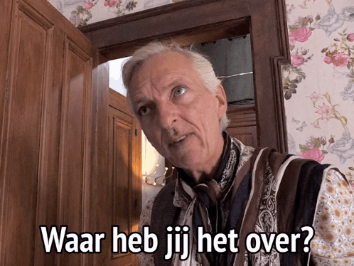 Man At Door Waar Heb Jij Het Over GIF