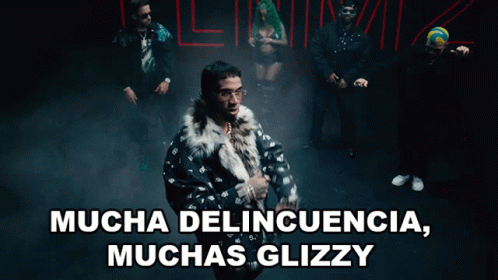 Man in Fur Coat Mucha Delincuencia Muchas Glizzy