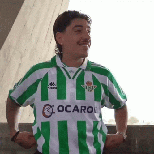 Man In Green And White Striped Shirt Saying Ocarol GIF