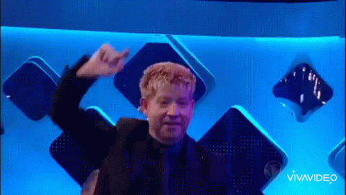 Man in Suit Dancing VivaVideo