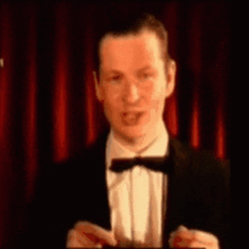 Man In Tuxedo Giving Thumbs Up Soigner Le Bien GIF