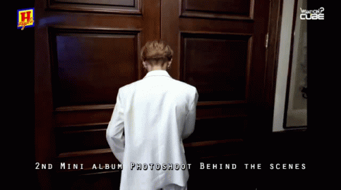 Man in White Suit 2nd Mini Album Photoshoot Behind the Scenes