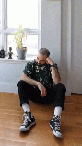 Man Light Bulb Idea GIF