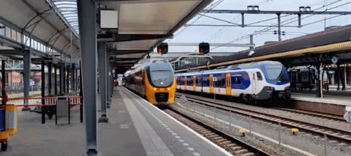 Man Sitting On Front Of Train Eso-Oso GIF