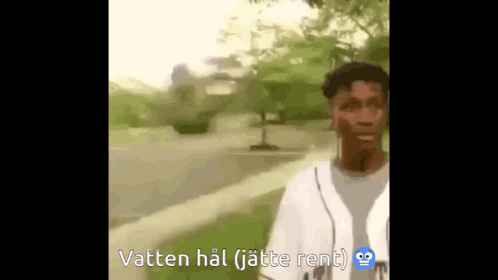 Man Walking with Vatten Hal