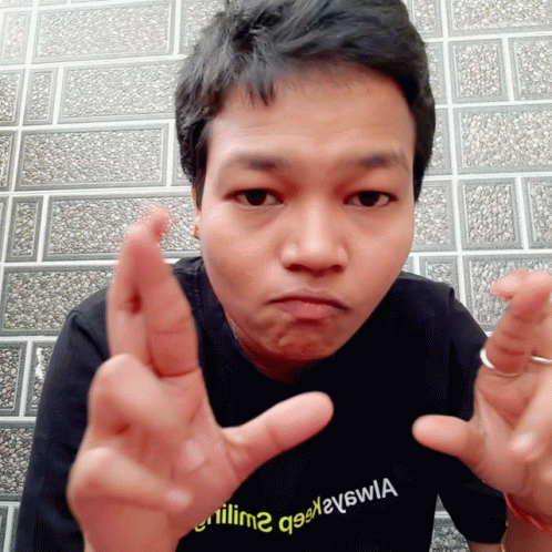 Man Wearing Geekavswia Shirt
