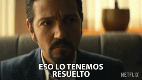 Man with Beard Says Eso Lo Tenemos Resuelto
