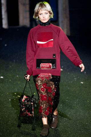 Marc Jacobs Vendo Coke Fashion GIF