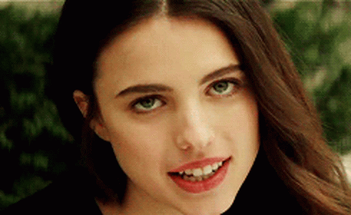 Margaret Qualley Face Closeup Jill Garvey The Leftovers GIF