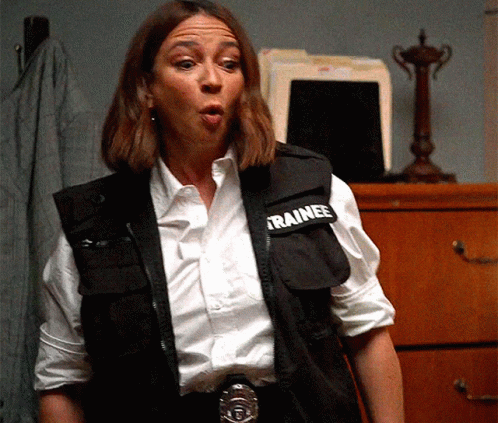 Maya Rudolph Cool Talking In Front GIF