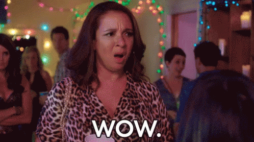 Maya Rudolph Says Wow GIF