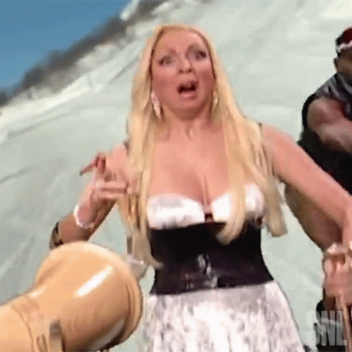 Maya Rudolph Silly Moment GIF