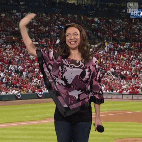Maya Rudolph Waving Goodbye GIF