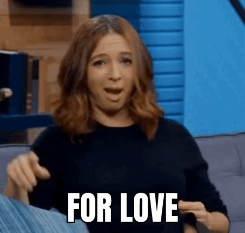 Maya Rudolph Winking Heart Funny I Love You GIF