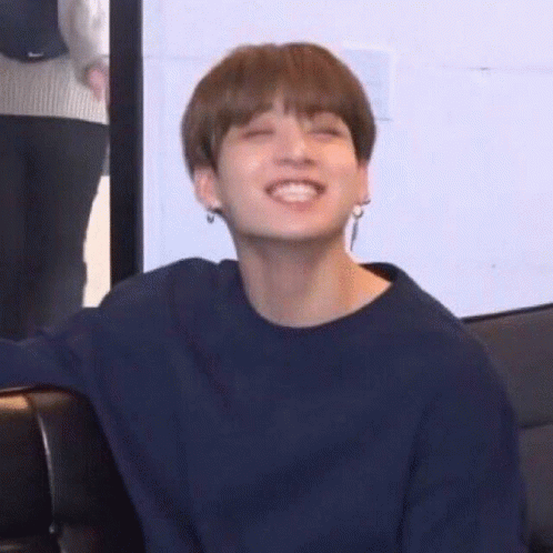 Meme Faces Bts Jungkook And Dog Grinning Kpop GIF