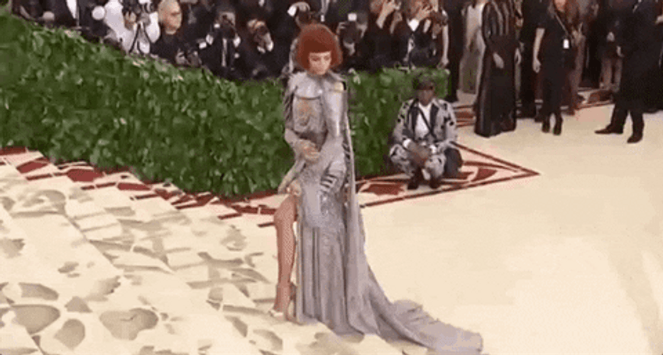 Met Gala Zendaya Knight Fit GIF