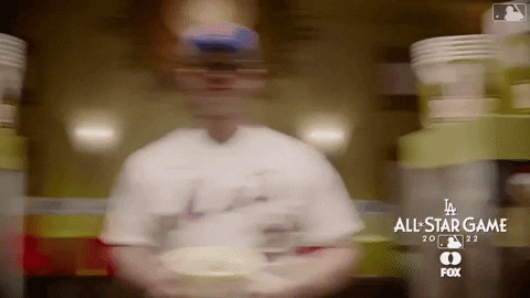 Mets Player Giving Popcorns All Star Game GIF