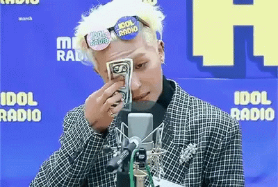Mino Publicly Crying With Money GIF