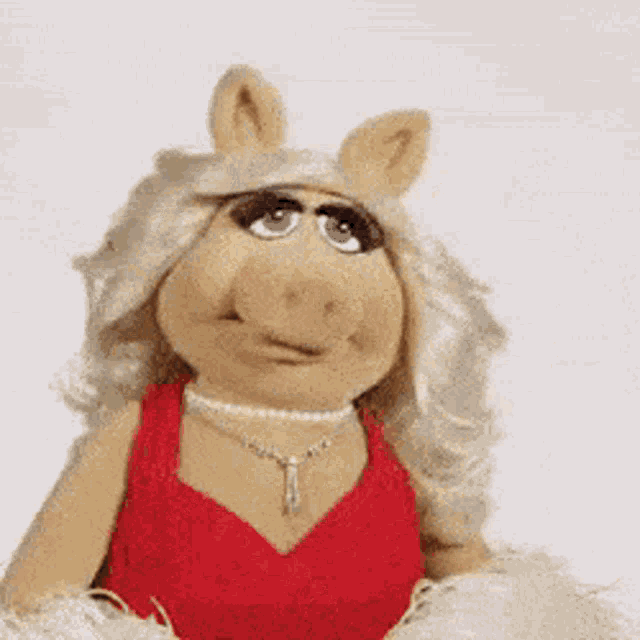 Miss Piggy Coming To Camera GIF