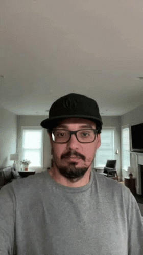 Moonshine Noslimde Osnofa GIF