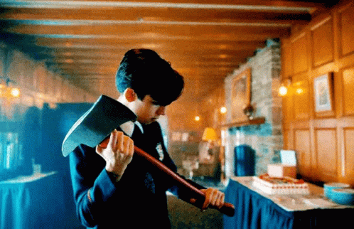 Murder Umbrella Academy Axe Weapon GIF