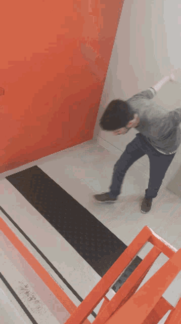 Naruto Run Down The Stairs Wisecoles GIF