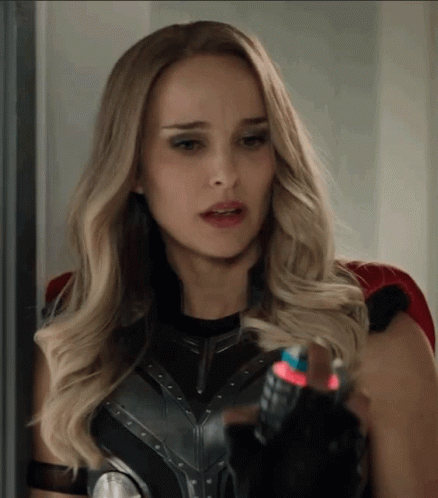 Lady Thor Natalie Portman GIF