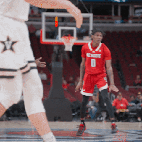 Nc State Wolfpack Guy In Middle Court GIF
