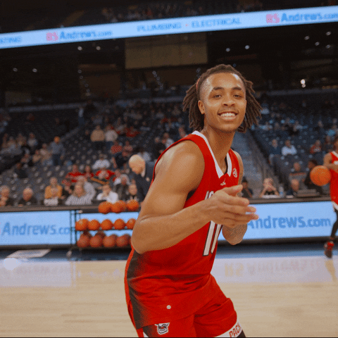 Nc State Wolfpack Scottie Barnes Playing Inside Court GIF