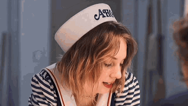 Netflix Stranger Things 4 Robin Buckley GIF