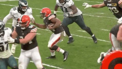 Nick Chubb Strong Stiff Arm GIF