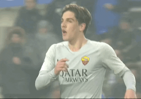 Nicolo Zaniolo Pull Hair In The Rain GIF