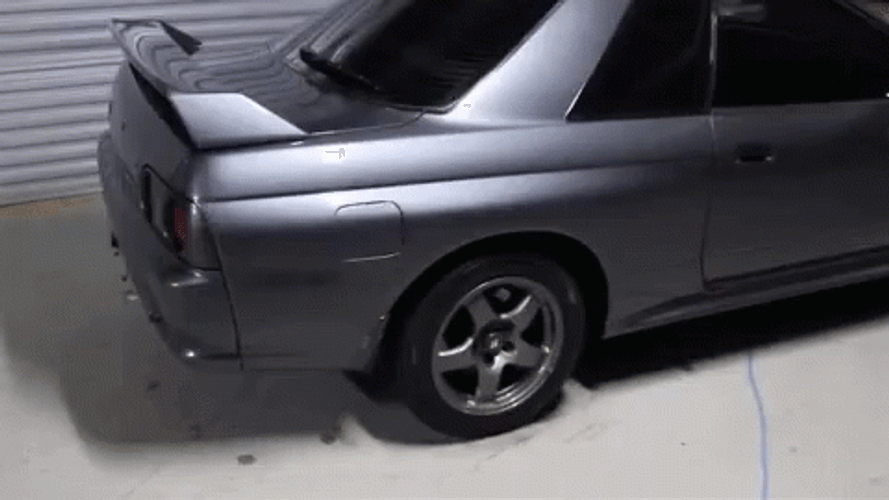 Nissan Skyline R34 Model Silica Breath Paint GIF