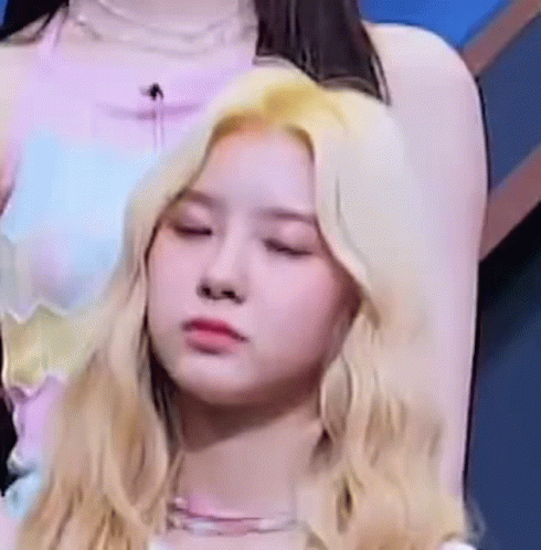 K-pop Dayeon Not Bad GIF