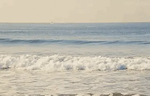 Ocean Waves Relaxing View GIF