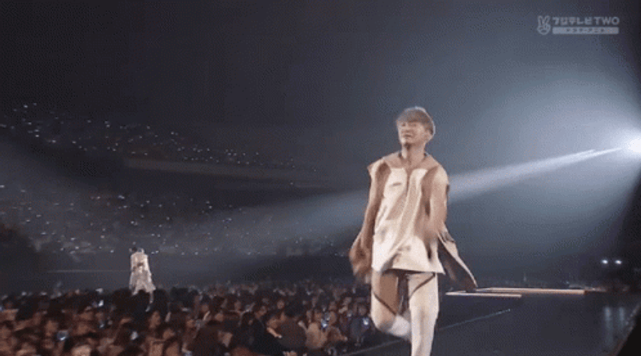 Ohno Yudai Skipping Stage Performance GIF