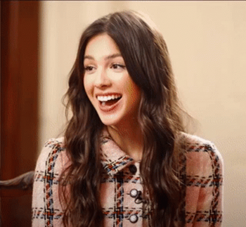 Omg Olivia Rodrigo Laugh GIF