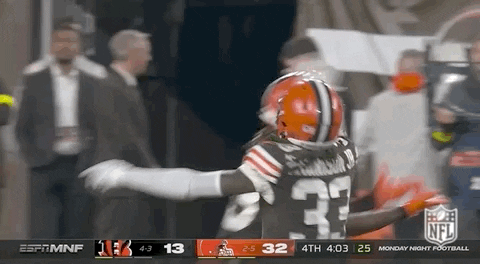 Orlanda Brown Noser Monday Football GIF