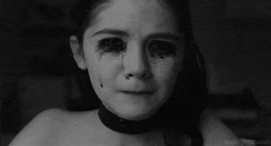 Orphan Film Isabelle Fuhrman As Esther Black Eye GIF