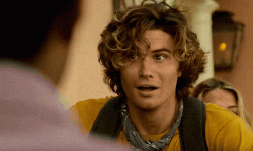 Outer Banks Madelyn Cline Chase Stokes Confused GIF