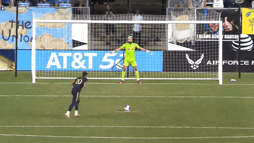Penalty Kicks Jesus Bueno GIF