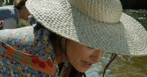 Penelope Cruz River Pain And Glory GIF